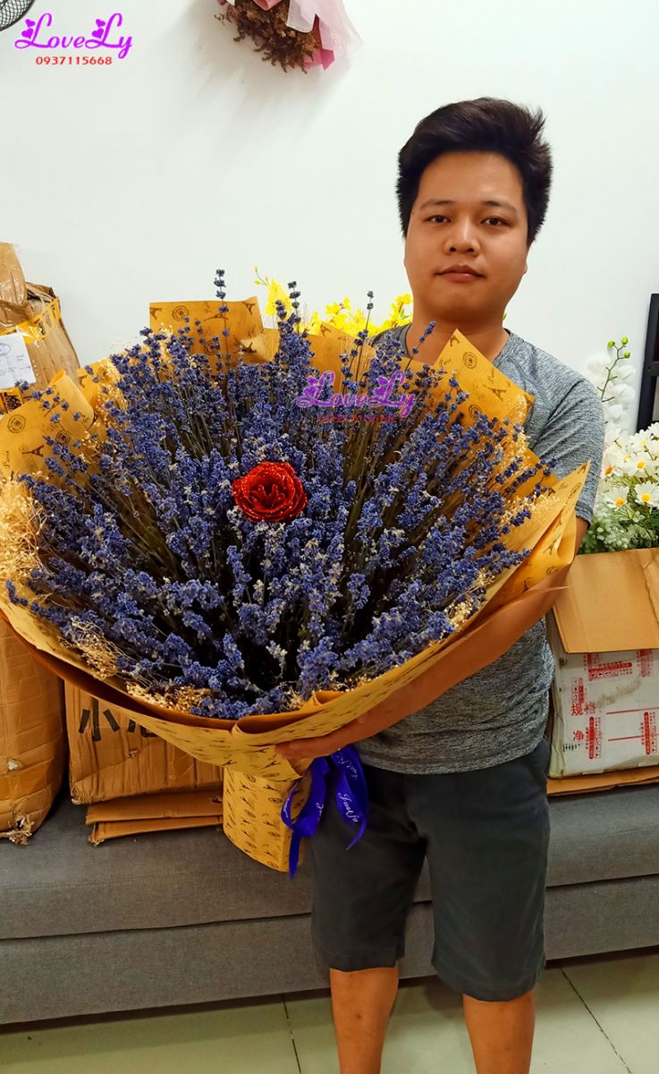 Bó Hoa Lavender Khô Khổng Lồ Nhập Pháp( B16)
